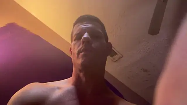 JockNThirsty Show in webcam
