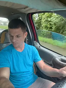 Pokazy przed kamerką – JockNThirsty