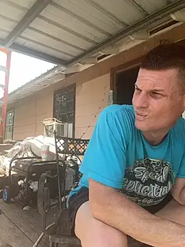 JockNThirsty: διαδικτυακό σόου στην κάμερα