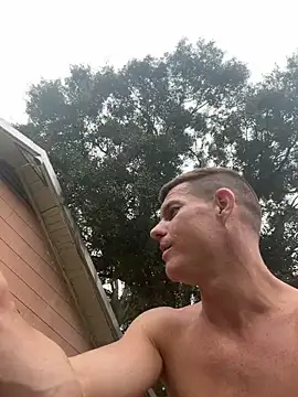 Pokazy przed kamerką – JockNThirsty