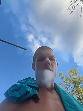 Pokazy przed kamerką – JockNThirsty