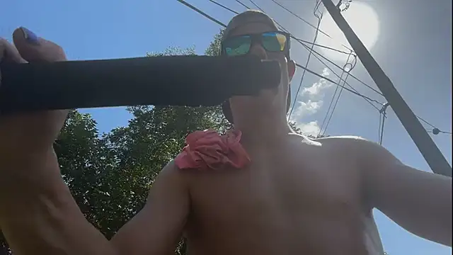 Pokazy przed kamerką – JockNThirsty