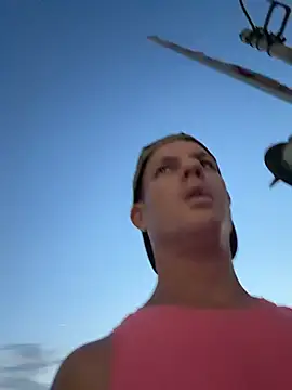 הופעת וובקאם של JockNThirsty