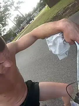 הופעת וובקאם של JockNThirsty