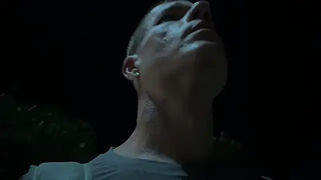 JockNThirsty: διαδικτυακό σόου στην κάμερα