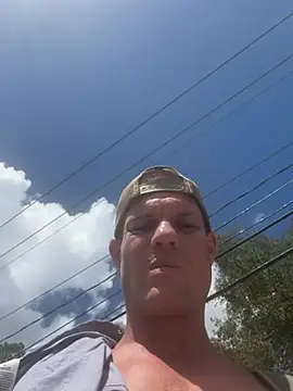 JockNThirsty: διαδικτυακό σόου στην κάμερα