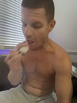 הופעת וובקאם של JockNThirsty