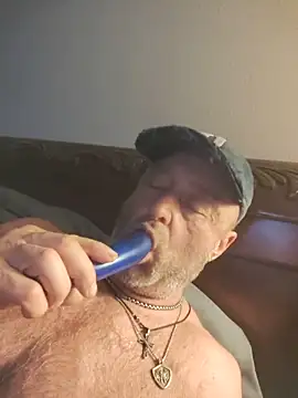 Slydog1010 Webcam show