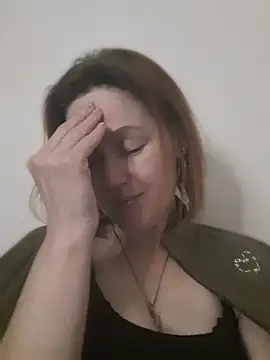 LanaOlbenst Adlı Modelin Canlı XXX Sohbeti