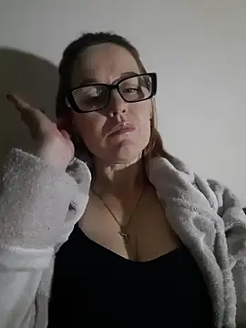 XXX chat uživo modela LanaOlbenst