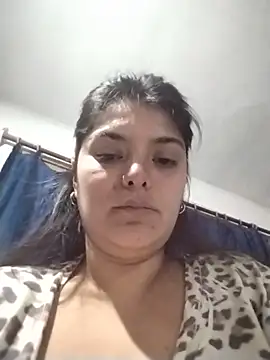 YouladyVidal Adlı Modelin Canlı XXX Sohbeti