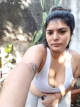 YouladyVidal XXX чат на живо
