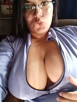 Czat XXX na żywo – YouladyVidal