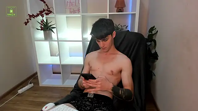 הופעת וובקאם של Adam_Porrter