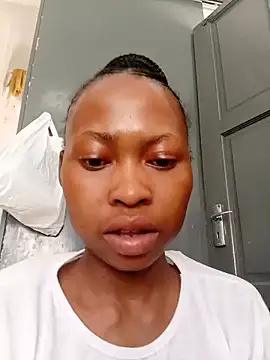Sweethoneypot25's Webcam Show