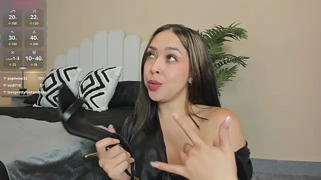Chat +18 de Gaby_cruz_ ao vivo