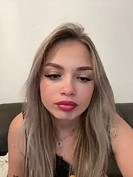 Ibolya_7 webkamerás műsora