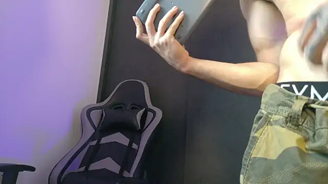 eren_jeager Pertunjukan Webcam