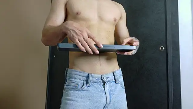eren_jeagern Webbikameraesitys