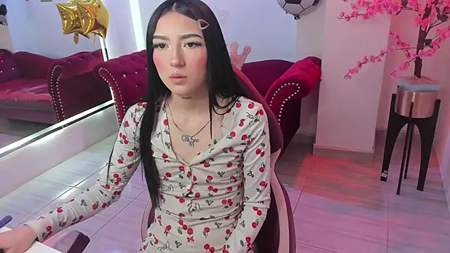 Emily_andrews 现场XXX聊天