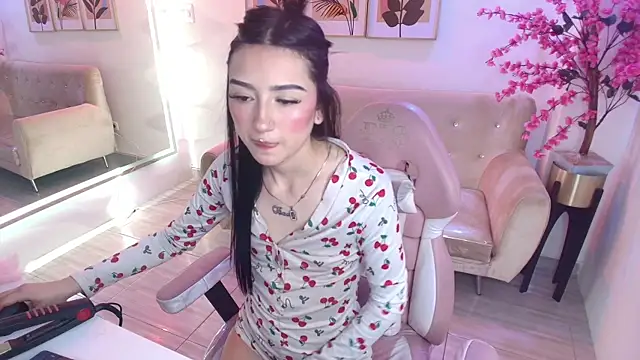 Emily_andrews' Live XXX Chat