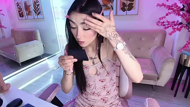 Emily_andrewsn Live XXX chat