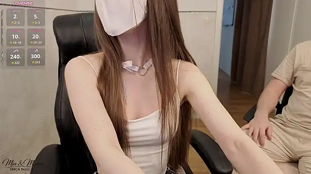 Show modela Sexy_Mia_Mason na web-kameri