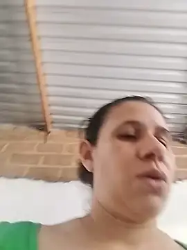 Chat XXX ao vivo de MIA-LARIOS