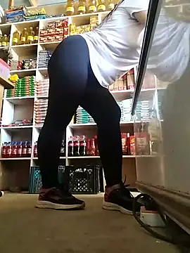 แชท XXX สดของ MIA-LARIOS
