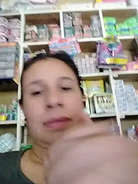 Živý XXX chat MIA-LARIOS