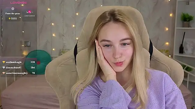 Shy_Polly Webcamshow