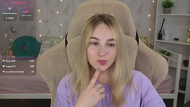 Chat +18 de Shy_Polly ao vivo