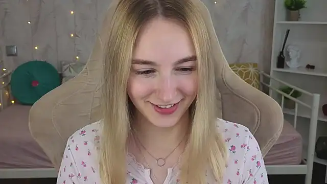 Chat XXX Live Shy_Polly