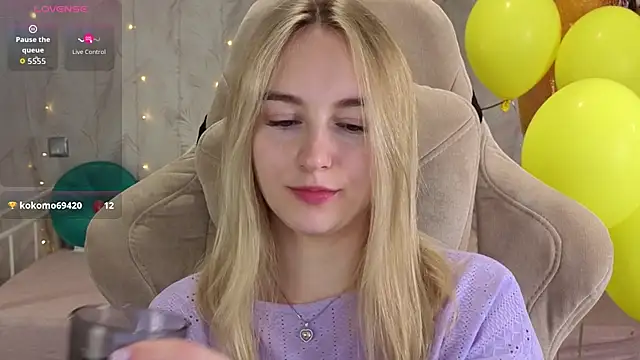 Shy_Polly's Live XXX Chat