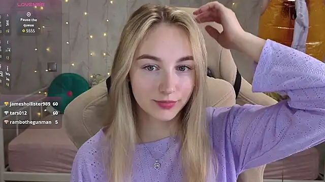 Shy_Polly:  онлайн-секс-чат