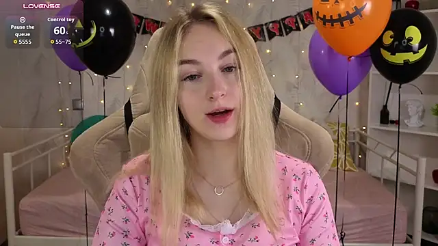 Shy_Polly's Live XXX Chat