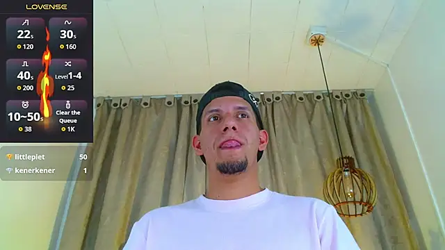 הופעת וובקאם של Sebastian_Smith__