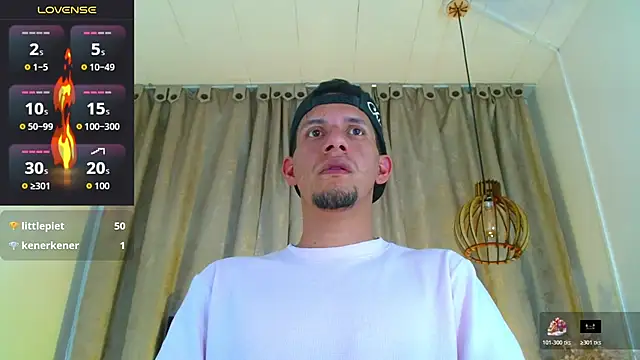 Sebastian_Smith__ Adlı Modelin Web Kamerası Şovu