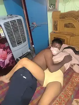 הופעת וובקאם של nehakumari000