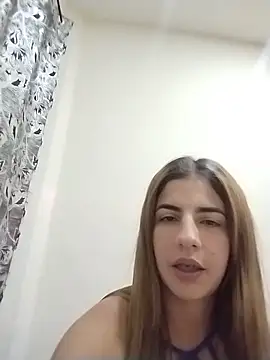 Pokój czatu na żywo – Latina_azura333