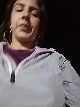 Show modela Latina_azura333 na web-kameri