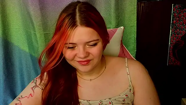 KellyFiery Chat XXX in diretta