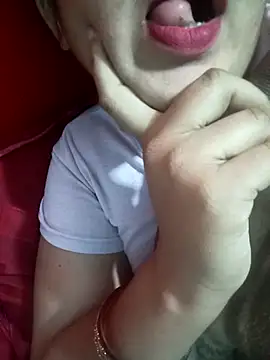 Priya_089's Webcam Show