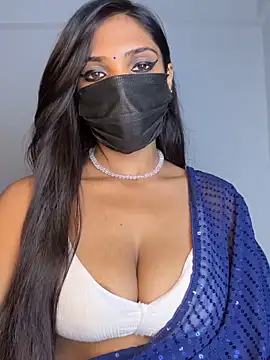 Lovely_Babiee: διαδικτυακό σόου στην κάμερα