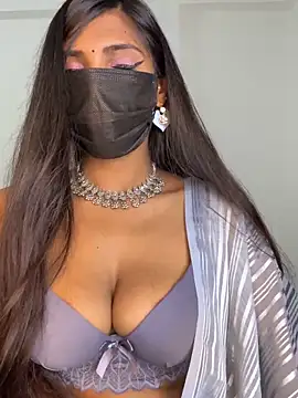 Lovely_Babiee 现场性爱视讯表演