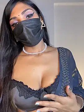 Lovely_Babiee Adlı Modelin Web Kamerası Şovu