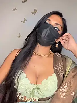 Lovely_Babiee Show in webcam