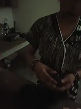 Savita_bhabhi_enjoy 网络视讯表演