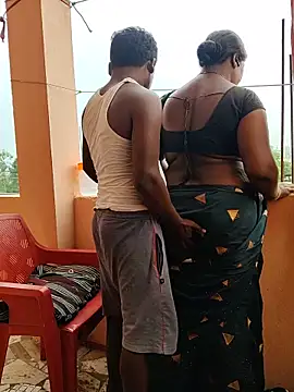 Desicouple1706 webkamerás műsora