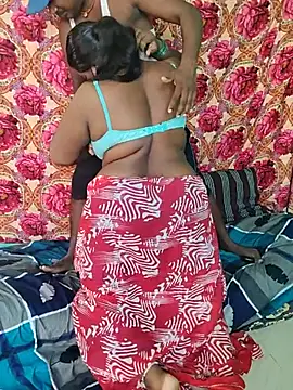 Desicouple1706 Pertunjukan Webcam